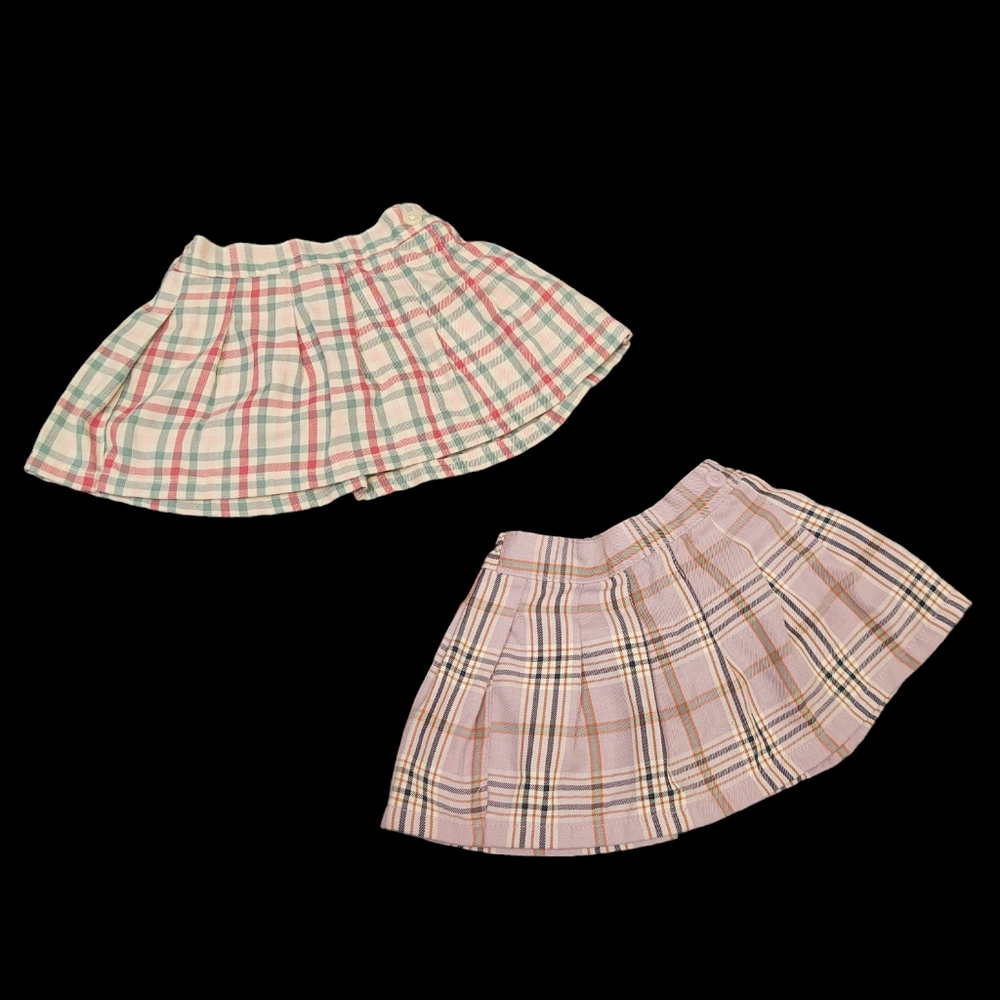 EUC Garanimals Bundle of 2 Pleated Skorts 12 mos.